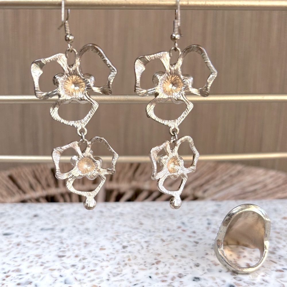 Gold Tone Rhinestone Jewelry Bundle - Picture 3 of 5